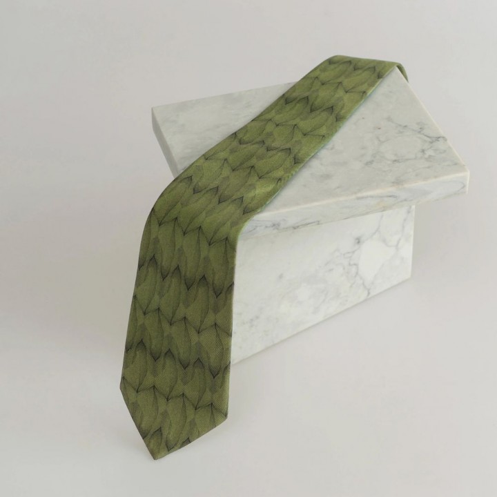 Silk tie with green Marbling pattern